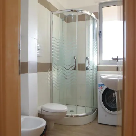 One-bedroom In Apartament Wlora